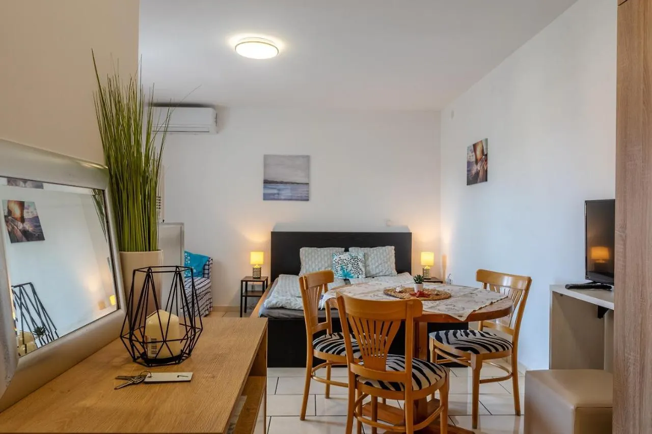 Apartments Martin'S Perla Vir