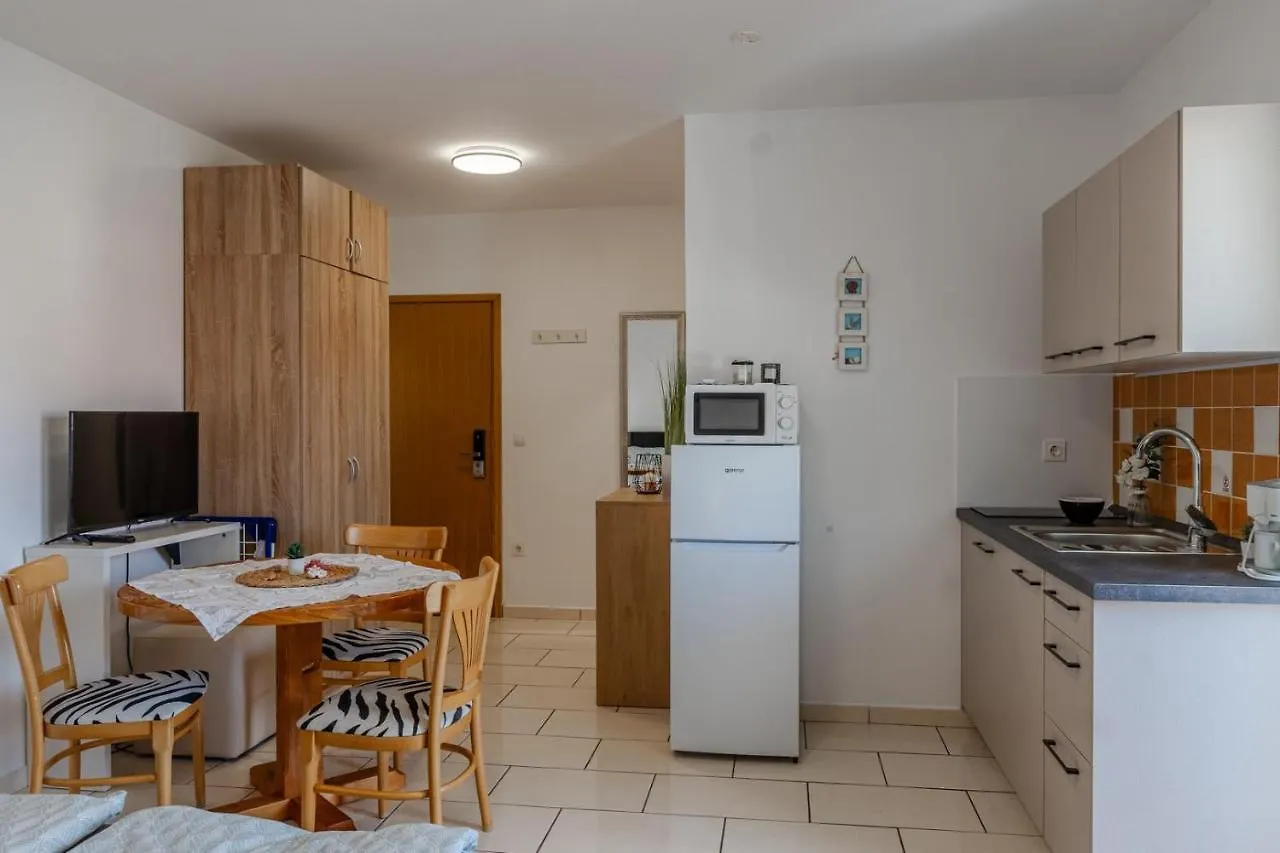 Apartments Martin'S Perla Vir